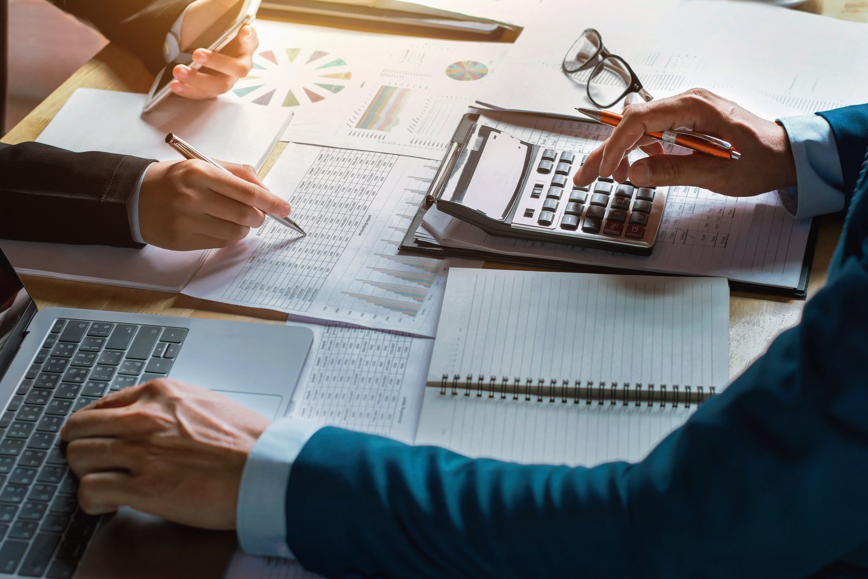 Alavancagem Operacional e Financeira